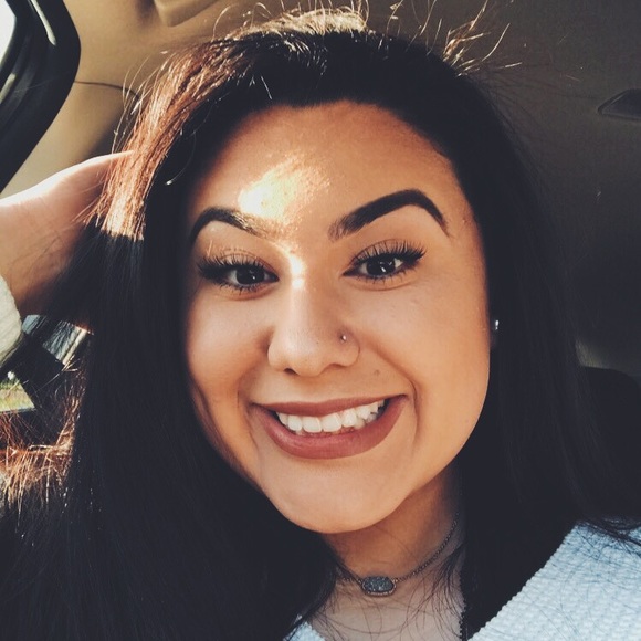 Meet your Posher, Victoria - Picture 1 of 1